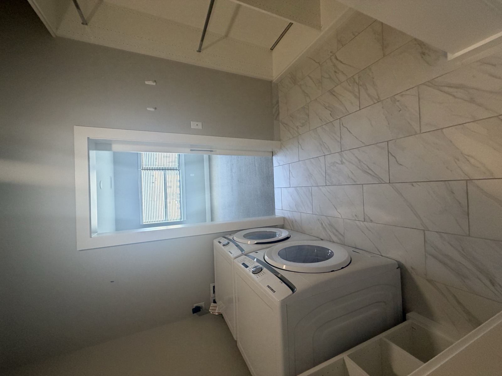 Tidy laundry room